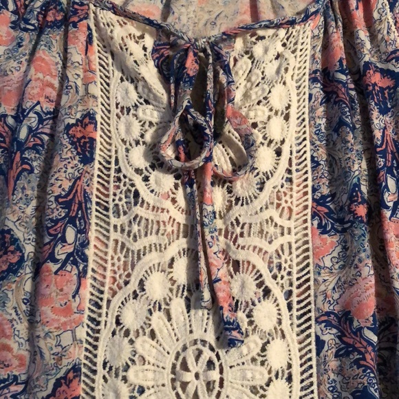 Lucy & Laurel Small top - Picture 2 of 2